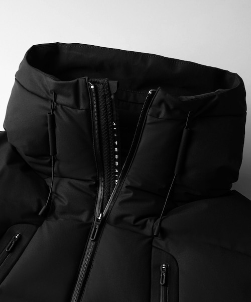 ADAM ET ROPE'(アダムエロペ)の「【DESCENTE ALLTERRAIN/デサント オルテライン】MIZUSAWA DOWN OVERSIZED JACKET MOUNTAINEER(ダウンジャケット/コート・メンズ・ブラック・L/M/S/XL/XXL)」の12枚目の写真