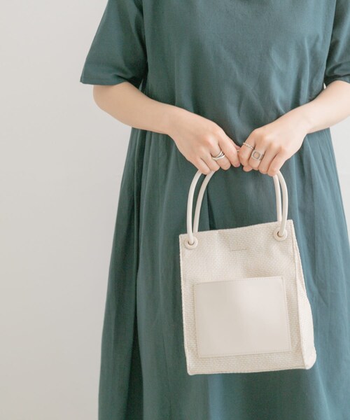 ITEMS URBANRESEARCH（アイテムズ アーバンリサーチ）の「ザツザイ2WAYミニトート（トートバッグ・レディース・OFF/CHA/BEG・-）」の4枚目の写真