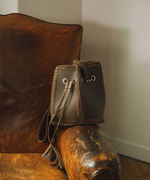 SENSE OF PLACE by URBAN RESEARCH（センスオブプレイスバイアーバンリサーチ）の「エンブロイダリーキンチャクバッグ（その他雑貨・レディース・BLACK/BROWN・one）」の16枚目の写真