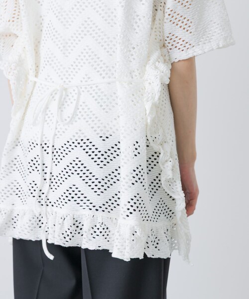 かぐれ(カグレ)の「unfil PATTERN MESH RUFFLED T-SHIRTS(Tシャツ/カットソー・レディース・OFF WHITE/BLACK・1)」の15枚目の写真