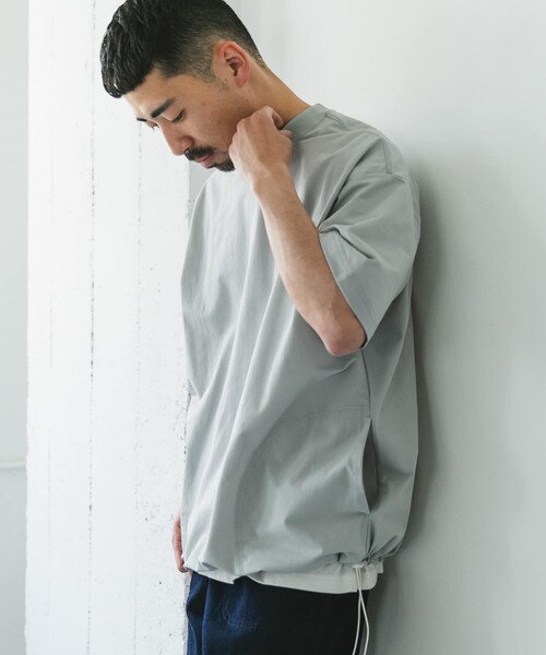 URBAN RESEARCH DOORS（アーバンリサーチドアーズ）の「『XLサイズ/WEB限定』『吸水速乾/接触冷感/イージーケア』クイックドライワッフルメッシュS/ST（Tシャツ/カットソー・メンズ・BLUE GREEN/L.GRAY/BLACK・M/L/XL）」の22枚目の写真