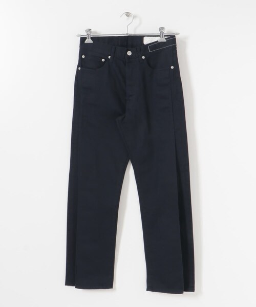 URBAN RESEARCH（アーバンリサーチ）の「KURO　BIG TUCK FLARE DENIM（デニムパンツ・レディース・NAVY/IVORY/BLUE・25/26/27）」の12枚目の写真
