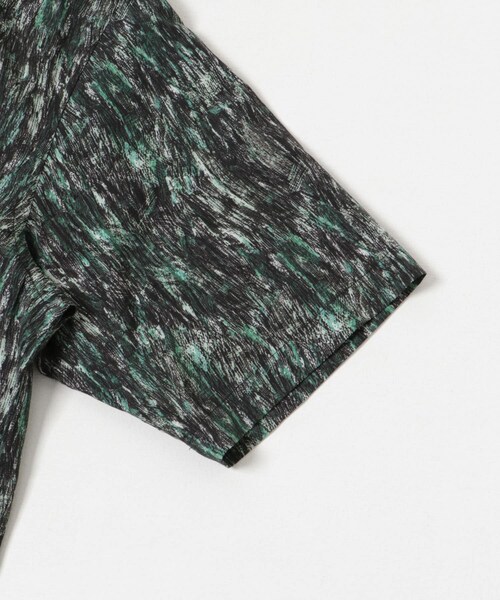 URBAN RESEARCH（アーバンリサーチ）の「LONGCHAMP PRINT SHIRTS（シャツ/ブラウス・メンズ・BLACK/ORANGE/BLUE/KHAKI・M/L）」の14枚目の写真