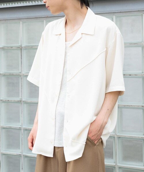 ITEMS URBANRESEARCH(アイテムズ アーバンリサーチ)の「パネルピンタックオープンカラー半袖シャツ(シャツ/ブラウス・メンズ・OFF/BLK・M/L)」の5枚目の写真