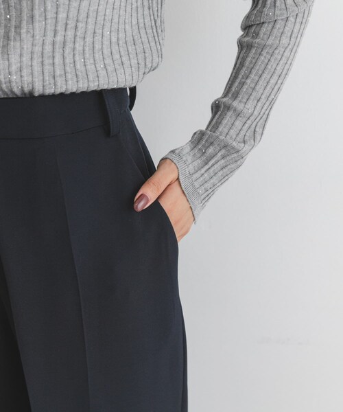 URBAN RESEARCH ROSSO（アーバンリサーチロッソ）の「F by ROSSO　ダブルクロスデザインタックパンツ（その他パンツ・レディース・BLACK/NAVY・36/38）」の15枚目の写真