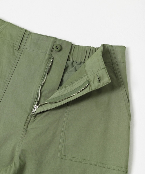 ITEMS URBANRESEARCH（アイテムズ アーバンリサーチ）の「ストレートベイカーパンツ（その他パンツ・レディース・KHK/BEG・Free）」の7枚目の写真