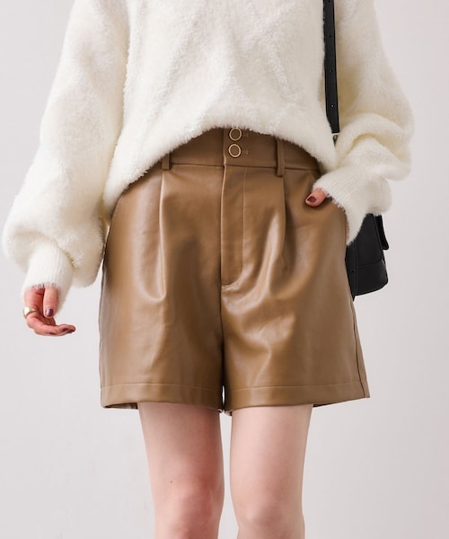 VIS(ビス)の「レザーショートパンツ(その他パンツ・レディース・ブラック/キャメル・F)」の15枚目の写真