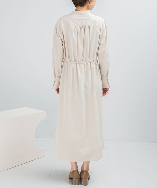 URBAN RESEARCH ROSSO（アーバンリサーチロッソ）の「ウォッシャブルウエストマークワンピース（ワンピース・レディース・IVORY/BLACK・Free）」の4枚目の写真