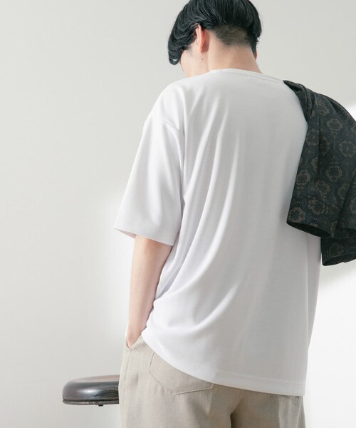 ITEMS URBANRESEARCH(アイテムズ アーバンリサーチ)の「『UR TECH ひやサラクール』 ライトポンチ トップス(Tシャツ/カットソー・メンズ・BLU/OFF/BLK/GREIGE/GRN・S/M/L/XL)」の14枚目の写真
