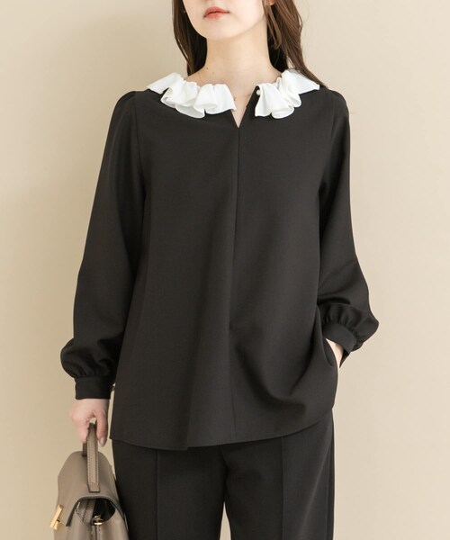 URBAN RESEARCH ROSSO（アーバンリサーチロッソ）の「『WEB限定』コサージュカラー2WAYブラウス（シャツ/ブラウス・レディース・OFF/BLK×OFF・Free）」の21枚目の写真