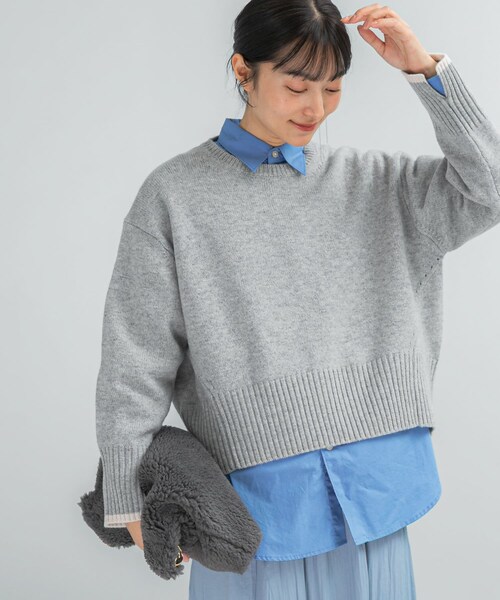 URBAN RESEARCH ROSSO（アーバンリサーチロッソ）の「『WEB/一部店舗限定』エクストラファインシームデザインニット（ニット/セーター・レディース・PEARLWHITE/LEMON/BABY PINK/LOYAL BLUE/GRAY×WH/BROWN×RED・FREE）」の15枚目の写真