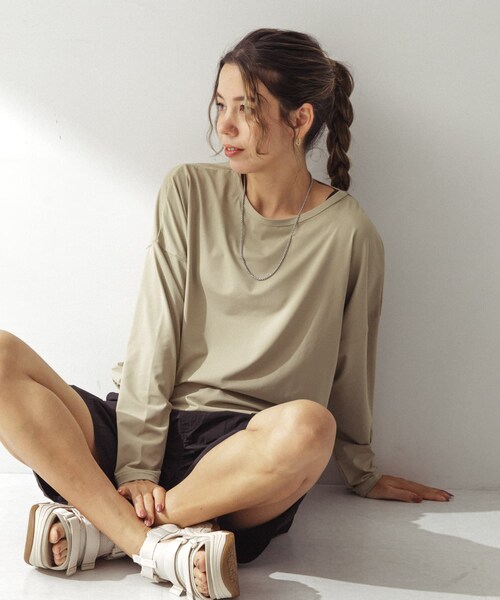 URBAN RESEARCH Sonny Label（アーバンリサーチサニーレーベル）の「SLAB　Dolman Rashguard（その他トップス・レディース・カーキ/グレージュ/チャコール・FREE）」の2枚目の写真