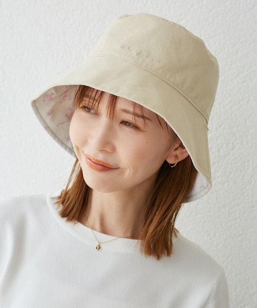 ROPE' PICNIC（ロペピクニック）の「【UVカット・前後2WAY】マルチウェイフラワーリバーシブルハット（ハット・レディース・ブラック/キナリ・F）」の7枚目の写真