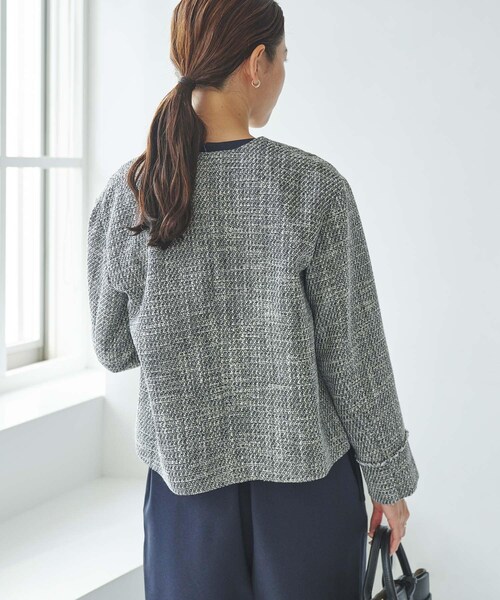 URBAN RESEARCH（アーバンリサーチ）の「ノーカラーツイードジャケット（ノーカラージャケット・レディース・OFF WHITE/BLACK MIX・Free）」の17枚目の写真