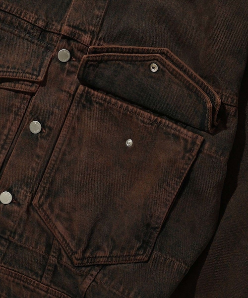 ADAM ET ROPE'（アダムエロペ）の「【Etudes Studio/エチュードストゥディオ】LOOSE DENIM JACKET（デニムジャケット・メンズ・ダークブラウン・46/48）」の9枚目の写真