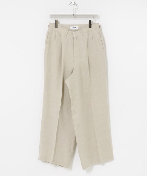 URBAN RESEARCH(アーバンリサーチ)の「REVERBERATE TACKED TROUSERS(その他パンツ・メンズ・ECRU/BLACK・1)」の2枚目の写真