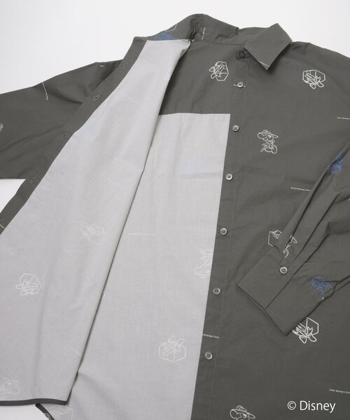 KBF（ケイビーエフ）の「別注Disneyプリントシャツ（シャツ/ブラウス・レディース・IVORY/CHARCOAL・One）」の7枚目の写真