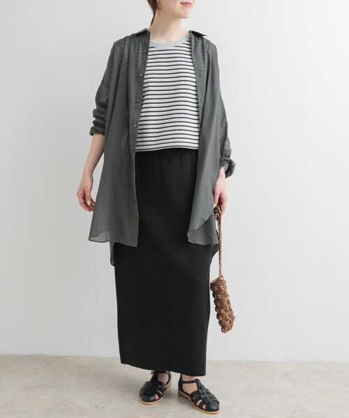 URBAN RESEARCH DOORS(アーバンリサーチドアーズ)の「リネン混ニットストレートスカート(スカート・レディース・BLACK/CHARCOAL・M)」の12枚目の写真