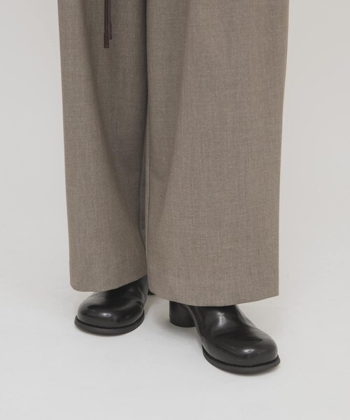 KBF（ケイビーエフ）の「プランプトゥサボミュール（サンダル・レディース・BLACK/DENIM・36/37/38）」の6枚目の写真