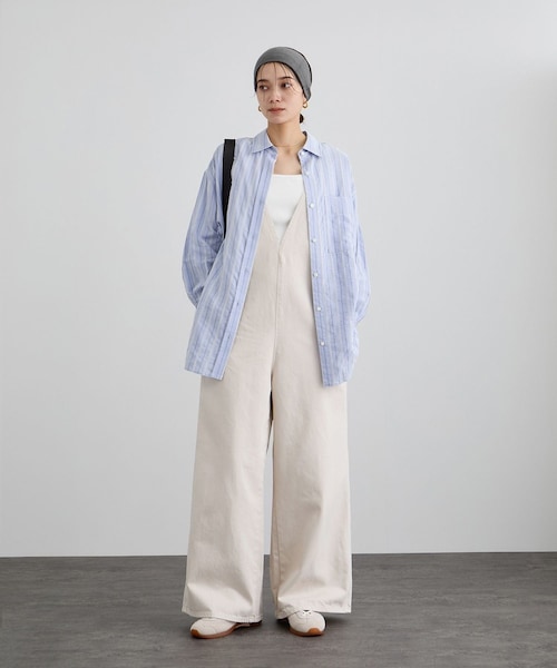 ADAM ET ROPE'(アダムエロペ)の「オーバーダイデニムサロペット(サロペット/オーバーオール・レディース・チャコール/キナリ・M/S)」の7枚目の写真