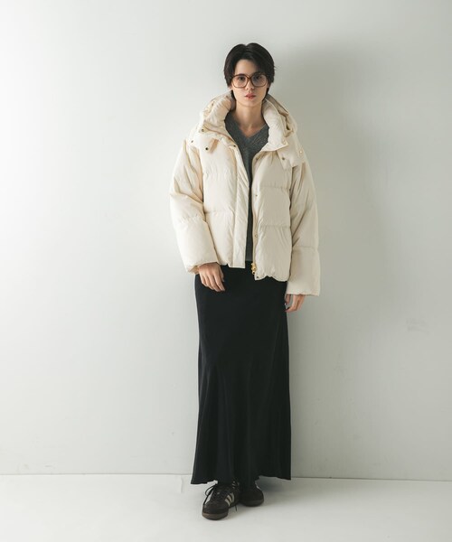 URBAN RESEARCH(アーバンリサーチ)の「2WAYフーデットダウンコート(その他アウター・レディース・OFF WHITE/BEIGE/BLACK・36/38)」の20枚目の写真