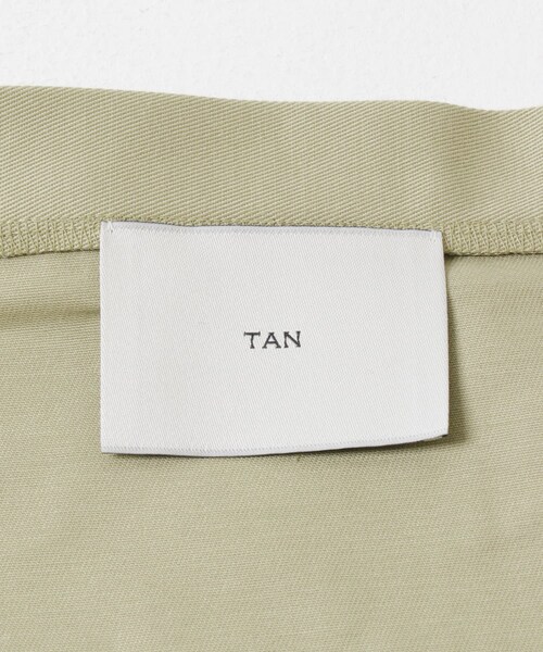 URBAN RESEARCH（アーバンリサーチ）の「TAN　LAYERED KNIT FRINGE SKIRT（スカート・レディース・BEIGE/BLACK・2）」の11枚目の写真