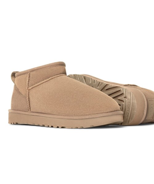 ADAM ET ROPE'（アダムエロペ）の「【UGG(アグ)】W CLASSIC ULTRA MINI（ブーツ・レディース・グレー/ベージュ・23/24/25）」の20枚目の写真