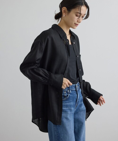 ADAM ET ROPE'(アダムエロペ)の「リネンオーバーシャツ / GENTLE LINEN(シャツ/ブラウス・レディース・ブラック/グレー/ピンク・F)」の5枚目の写真