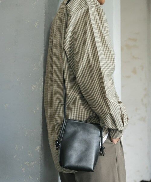 SENSE OF PLACE by URBAN RESEARCH（センスオブプレイスバイアーバンリサーチ）の「コードショルダーバッグ（ショルダーバッグ・メンズ・ORANGE/BLACK/GRAY/GREEN・one）」の8枚目の写真