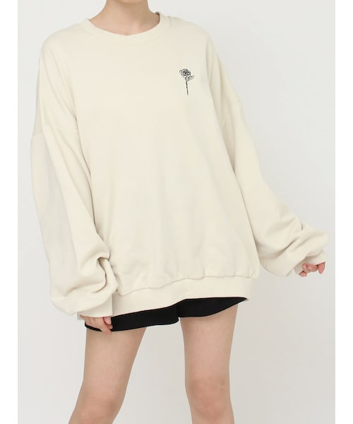 EATME（イートミー）の「エンブロイダリースウェットTOP（スウェット・レディース・アイボリー/ブラック/ピンク/ネイビー/グレー/ラベンダー・F）」の3枚目の写真