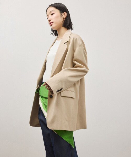 ADAM ET ROPE'（アダムエロペ）の「シルキーリラックスジャケット（テーラードジャケット・レディース・ブラック/ベージュ・36/38）」の12枚目の写真