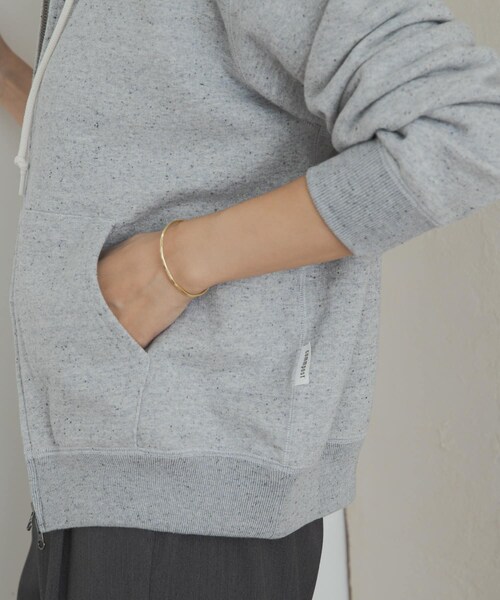 URBAN RESEARCH DOORS（アーバンリサーチドアーズ）の「commpost　反毛裏毛ジップフーディ（パーカー・レディース・TOP GRAY・S）」の7枚目の写真