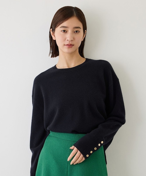 ROPE'(ロペ)の「【一部WEB限定カラー】カシミヤブレンドスリーブ釦サイドスリットニット/イージーケア【J'aDoRe・一部店舗限定サイズ】(ニット/セーター・レディース・グレー/ダークブラウン/ベージュ系/ネイビー/ピンク/ワイン・36/38)」の20枚目の写真