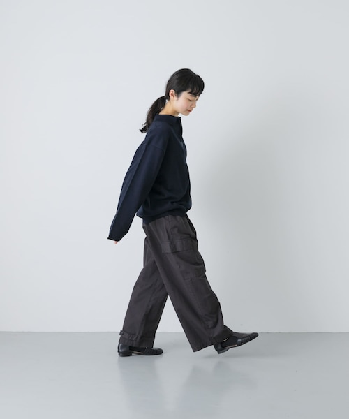 かぐれ(カグレ)の「UNDECORATED LINEN/COTTON BIG KNIT TOP(ニット/セーター・レディース・D.NAVY/OFF WHITE・0)」の11枚目の写真