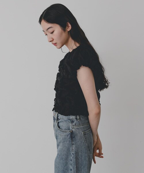 SENSE OF PLACE by URBAN RESEARCH（センスオブプレイスバイアーバンリサーチ）の「『WEB限定』クシュクシュパフスリーブトップス（シャツ/ブラウス・レディース・OFF WHITE/BLACK・One）」の14枚目の写真