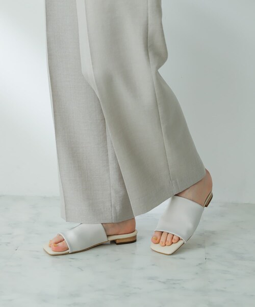 SENSE OF PLACE by URBAN RESEARCH(センスオブプレイスバイアーバンリサーチ)の「サテンストレッチミュール(サンダル・レディース・BEIGE/IVORY/BLACK/GREEN・S/M/L)」の6枚目の写真