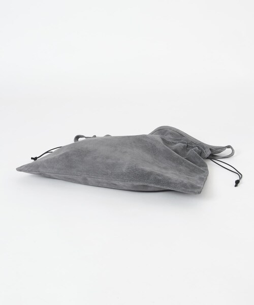 URBAN RESEARCH(アーバンリサーチ)の「Hender Scheme red cross bag big(ショルダーバッグ・メンズ・beige/dark gray・FREE)」の6枚目の写真