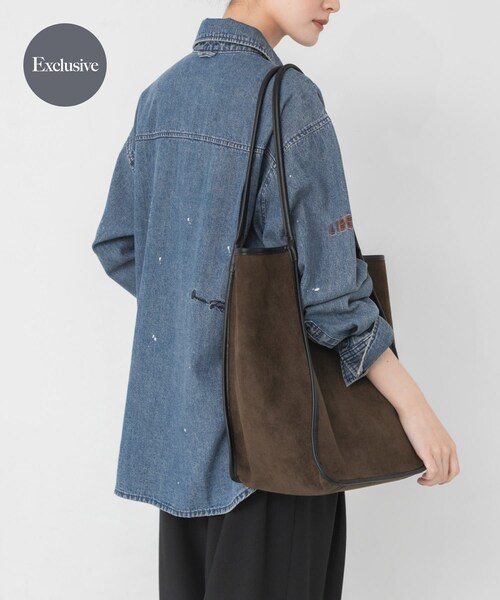 URBAN RESEARCH(アーバンリサーチ)の「『一部別注カラー』IOMMI スエードライクトート(トートバッグ・レディース・BROWN/別注OLIVE・-)」の2枚目の写真