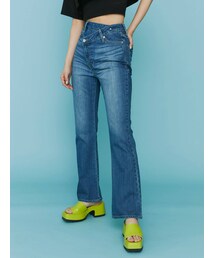 EMODA | アシンメトリーフィットジャストウエストフレアジーンズ(デニムパンツ)