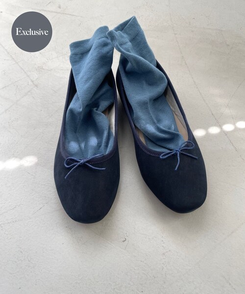 URBAN RESEARCH DOORS(アーバンリサーチドアーズ)の「別注バレエシューズ(バレエシューズ・レディース・IVORY/NAVY・36/37/38)」の2枚目の写真