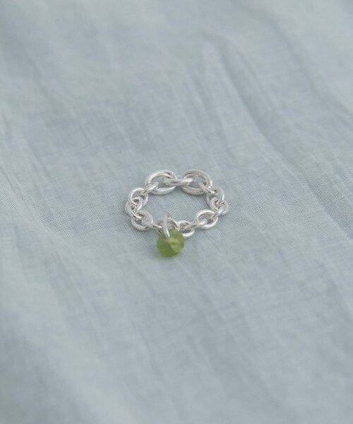 URBAN RESEARCH DOORS(アーバンリサーチドアーズ)の「天然石チェーンリング SILVER925(リング・レディース・MOONSTONE/PERIDOT/CITRINE・-)」の2枚目の写真