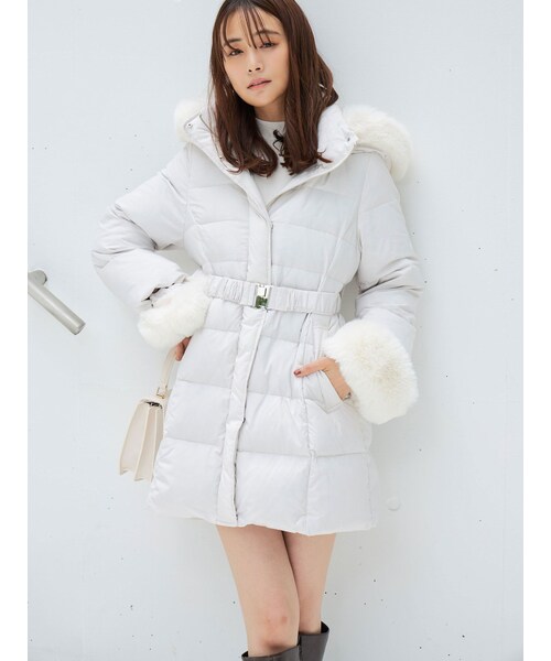 MERCURYDUO（マーキュリーデュオ）の「ファー付アライドロングダウン（ダウンジャケット/コート・レディース・アイボリー/ブラック・S/M/F）」の22枚目の写真