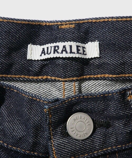 ADAM ET ROPE'（アダムエロペ）の「【AURALEE/オーラリー】HARD TWIST DENIM WIDE PANTS（デニムパンツ・メンズ・ネイビー・28/30/32/34）」の12枚目の写真