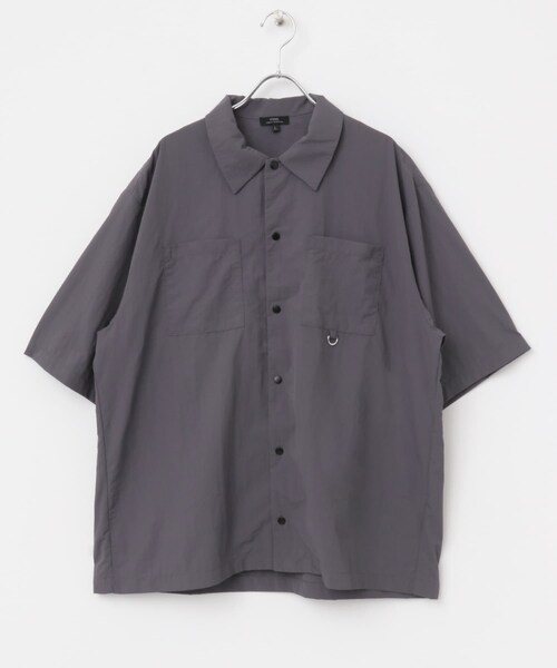 ITEMS URBANRESEARCH(アイテムズ アーバンリサーチ)の「『撥水/イージーケア/接触冷感/UVカット』タスランナイロンスナップボタン半袖シャツ(シャツ/ブラウス・メンズ・CHA/NVY/BLK・M/L)」の22枚目の写真