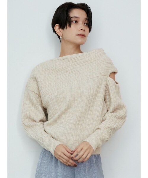 LAGUNAMOON（ラグナムーン）の「カットアウトニットプルオーバー（ニット/セーター・レディース・アイボリー/ピスタチオ/モカ/ブラック/ダークオレンジ/ベージュ・F）」の10枚目の写真