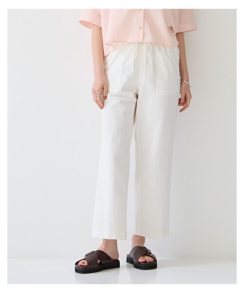 nissen（ニッセン）の「綿混スラブちょいゆるストレートパンツ（ゆったりヒップ）＜大きいサイズ有＞（パンツ・レディース・ナチュラルベージュ/ネイビー/オフホワイト/カーキ/チャコール・L/LL/3L/4L/5L/6L/8L/10L/S/M）」の17枚目の写真