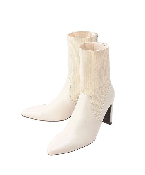 RESEXXY（リゼクシー）の「ポインテッドトゥソックスブーツ（ブーツ・レディース・アイボリー/ブラック・S/M/L）」の4枚目の写真