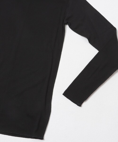 かぐれ（カグレ）の「MEYAME　SOFT RIB TURTLENECK（ニット/セーター・レディース・CREAM/BLACK/RED・Free）」の9枚目の写真