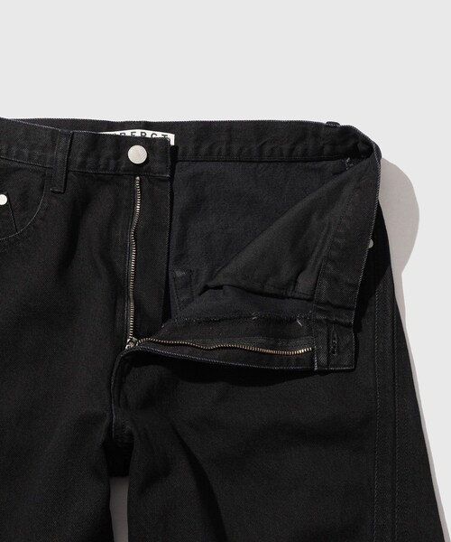 ADAM ET ROPE'（アダムエロペ）の「【NVRFRGT/ネヴァーフォーゲット】3D TWISTED WIDE LEG JEANS FADED BLACK（デニムパンツ・メンズ・ブラック・1/2/3）」の7枚目の写真