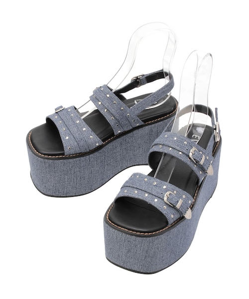 EVRIS（エヴリス）の「スタッズモチーフプラットフォームサンダル（サンダル・レディース・ブラック/ブルー/ベージュ・S/M/L）」の9枚目の写真